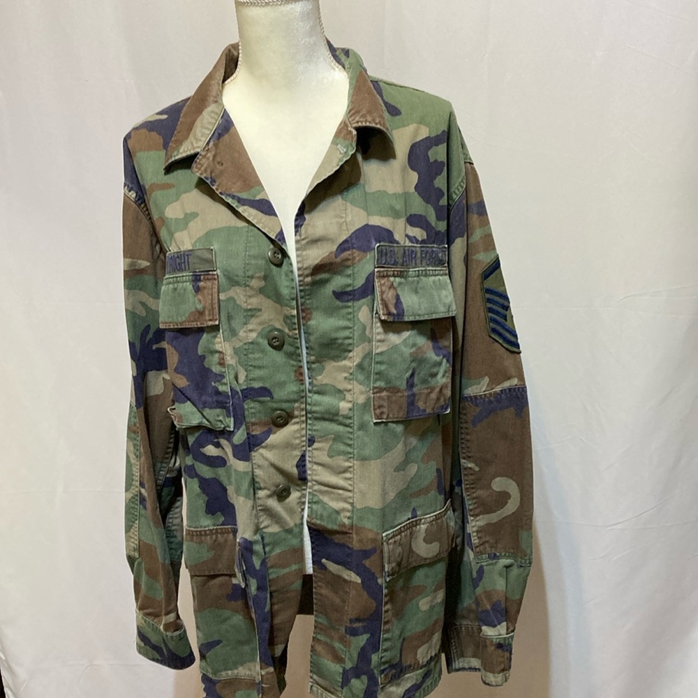 VINTAGE GREEN CAMOUFLAGE U.S AIR FORCE MILITARY JACKET